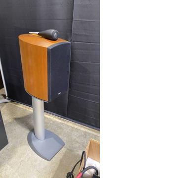 Bowers & Wilkins DEALER:  B&W Nautilus 805 with FS-805 ...