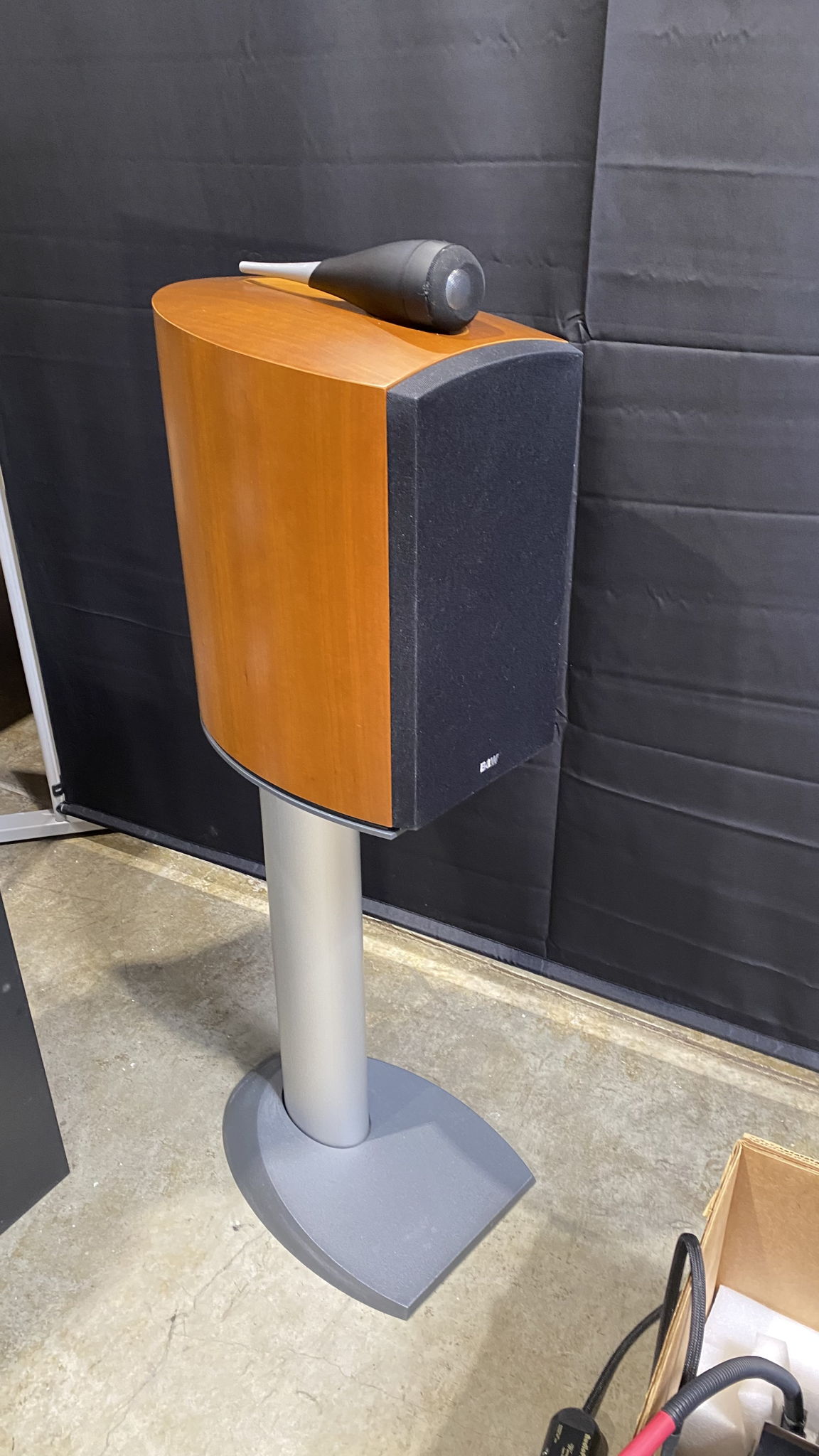 Bowers & Wilkins Abbey Road Dealer:  Nautilus 805 with ...