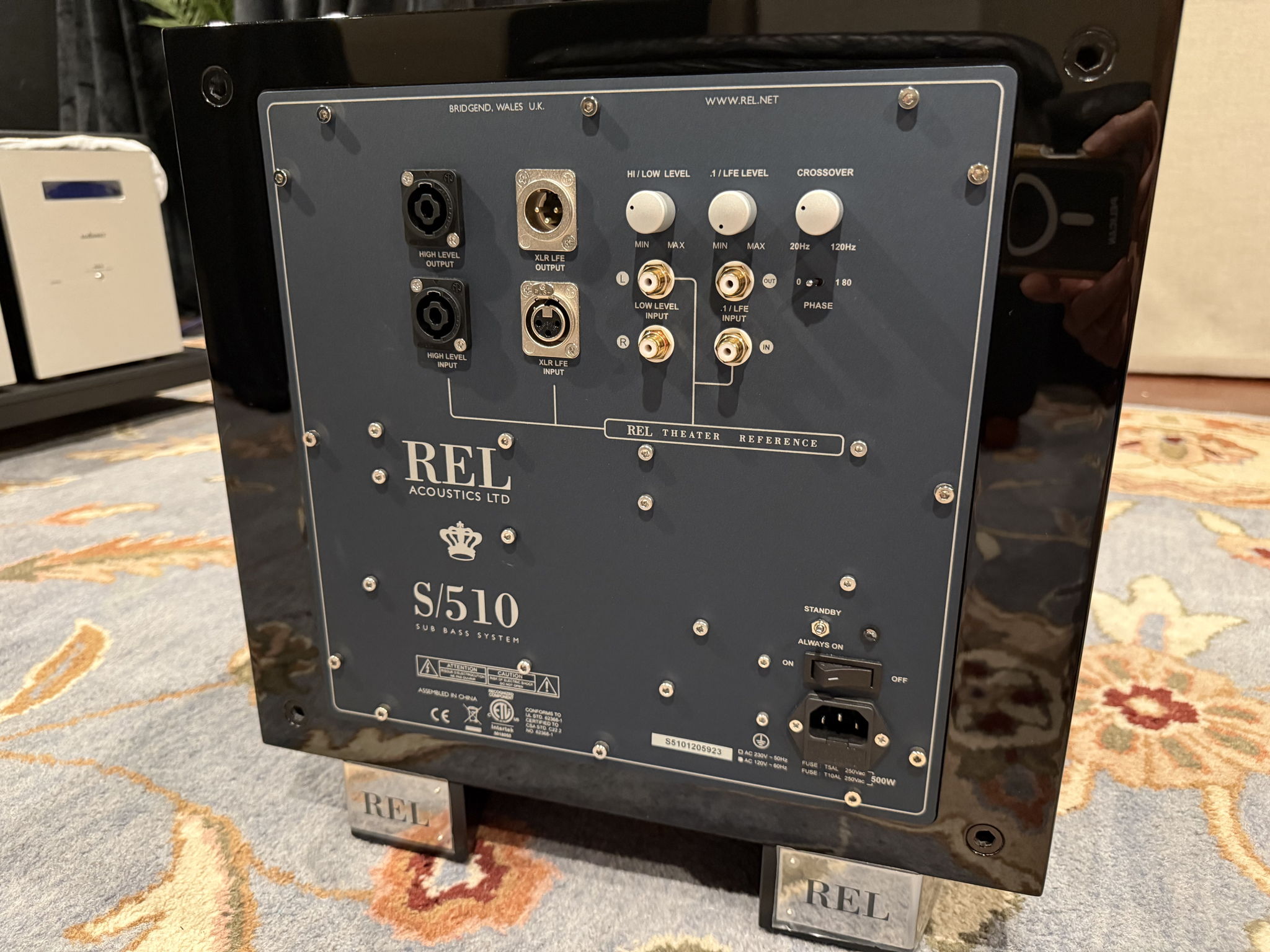 REL S/510 Sub Piano Black 3