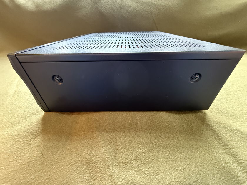 OPPO Digital UDP-205 4K Ultra High-Definition Audiophile UHD Blu-Ray