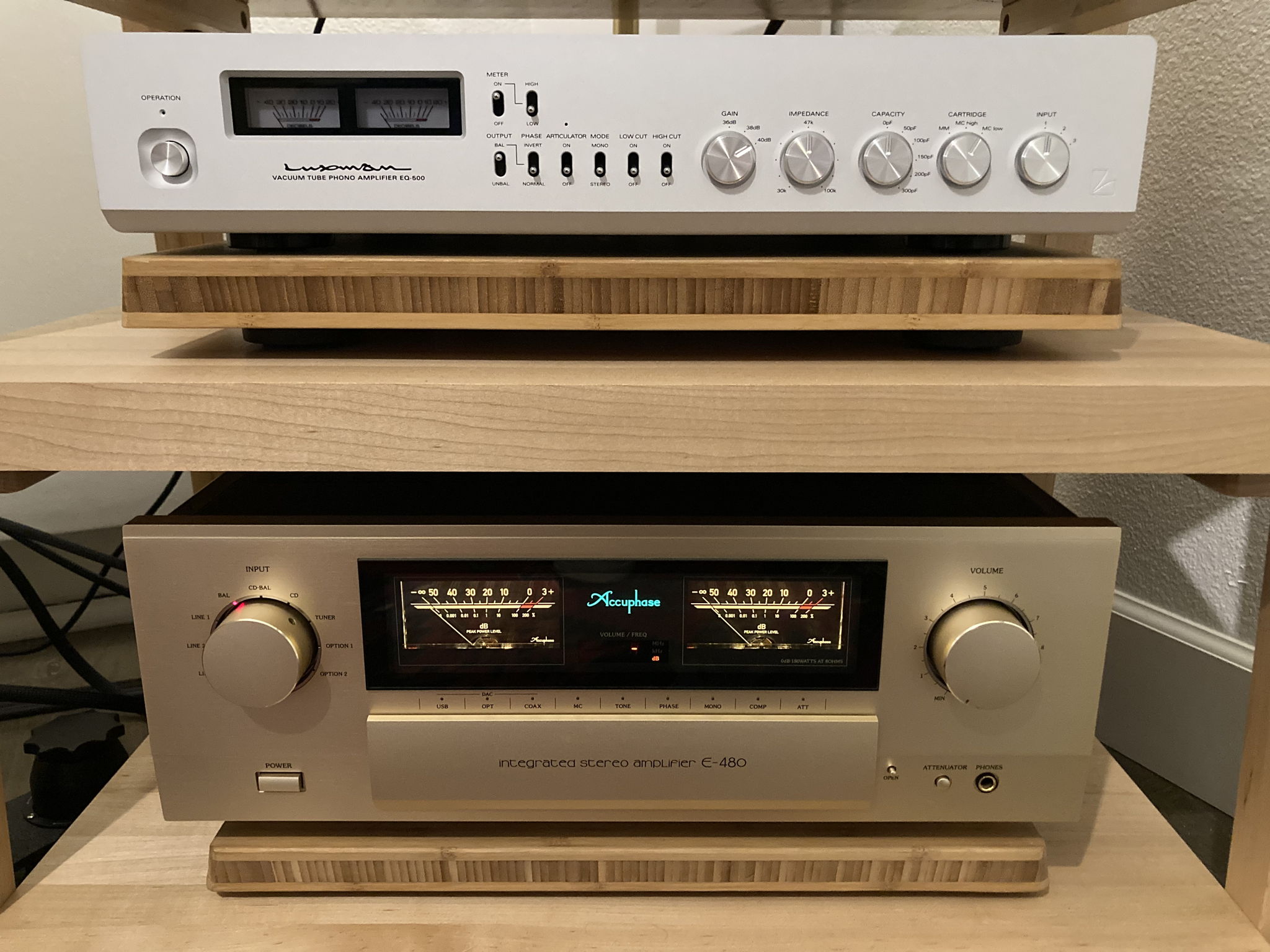 Luxman EQ-500 and Auccuphase E-480