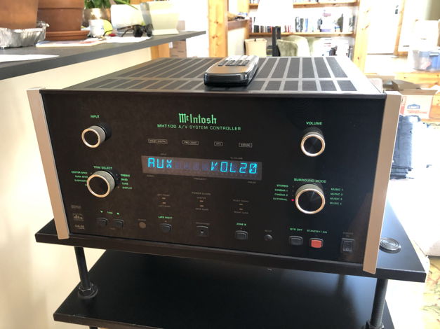 Mcintosh Labs MHT-100 with Transparent Audio Cable