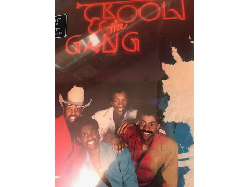 Kool and The Gang Something Specia Kool and The Gang Something Specia
