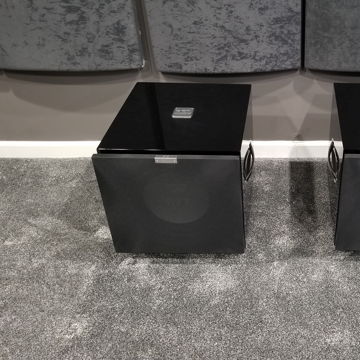 REL - S/812 - Awesome Subwoofers In Excellent Condition...