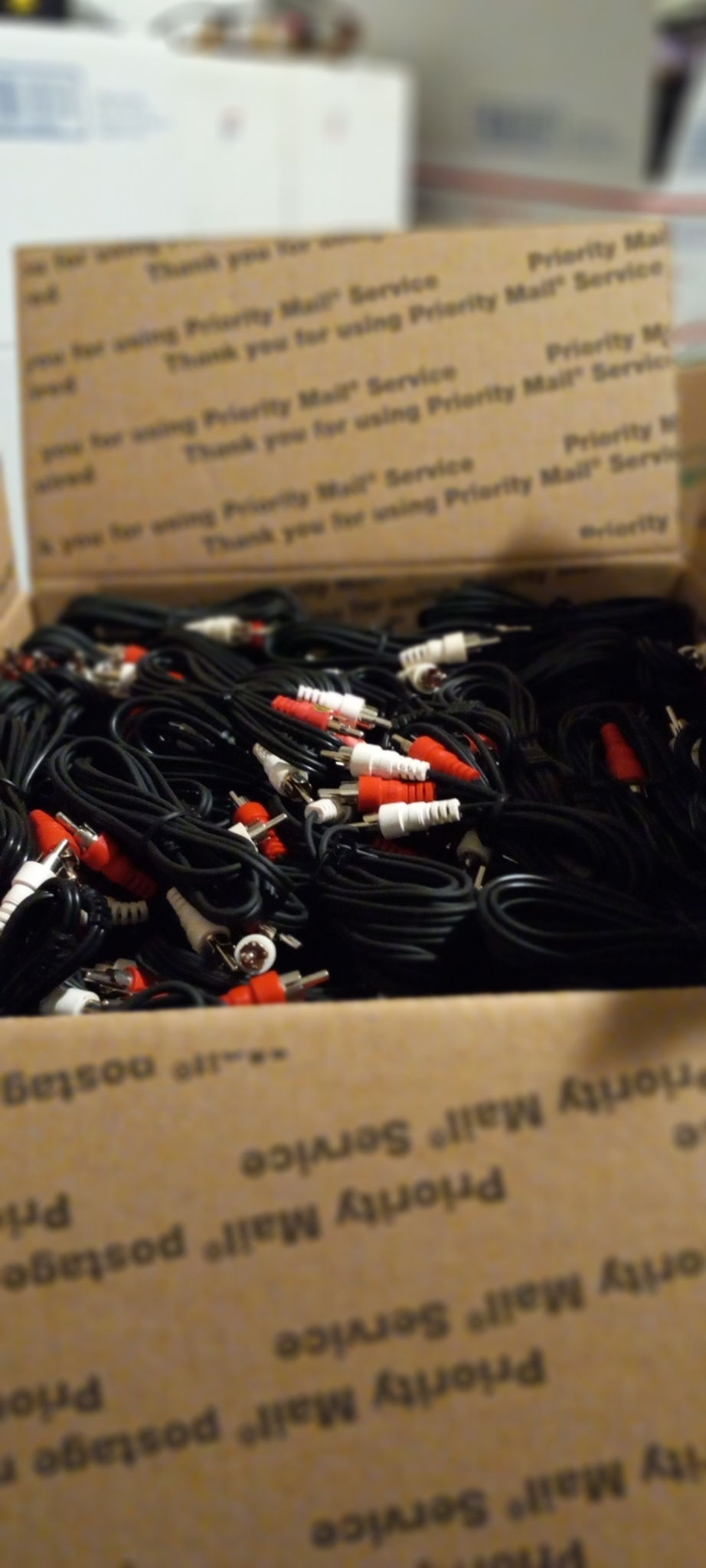 basic inexpensive stereo audio cables PRICE REDUCED BRA... 4