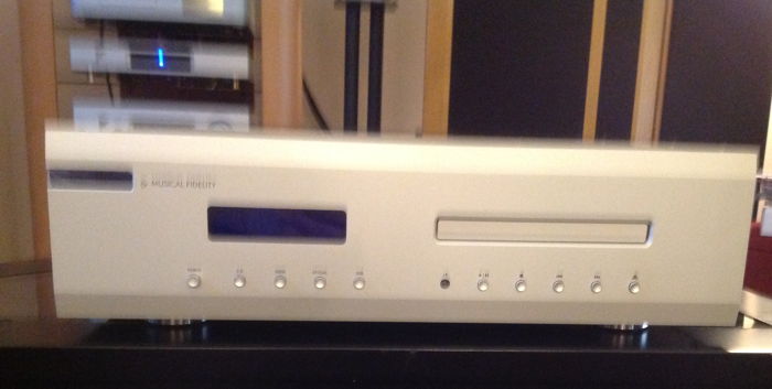 Musical Fidelity M6CD DAC/Transport combination player....