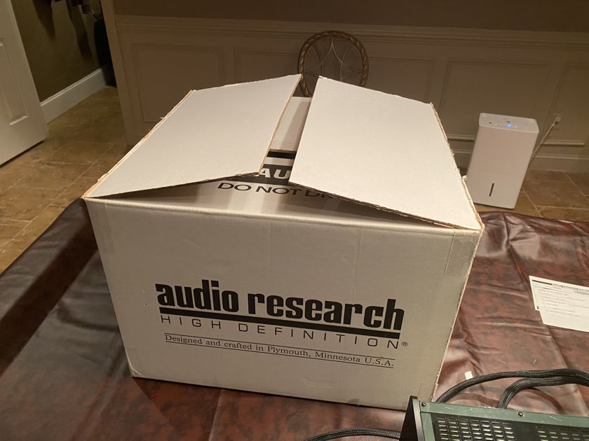 Audio Research REFERENCE 10 PREAMP LINE (RARE BLACK)