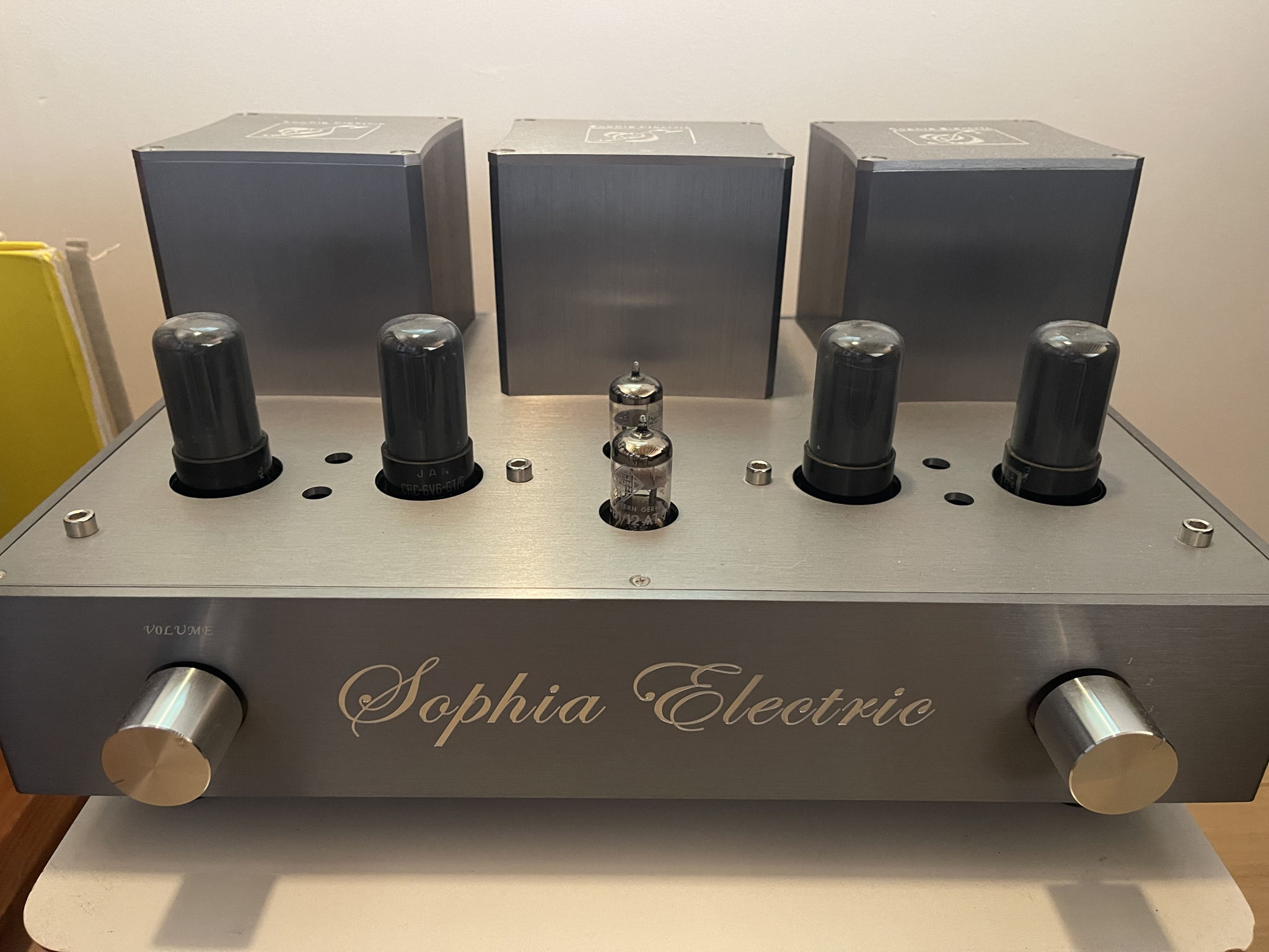 Sophia Electric Prodigy Dual-Mono Stereo Integrated Amp...