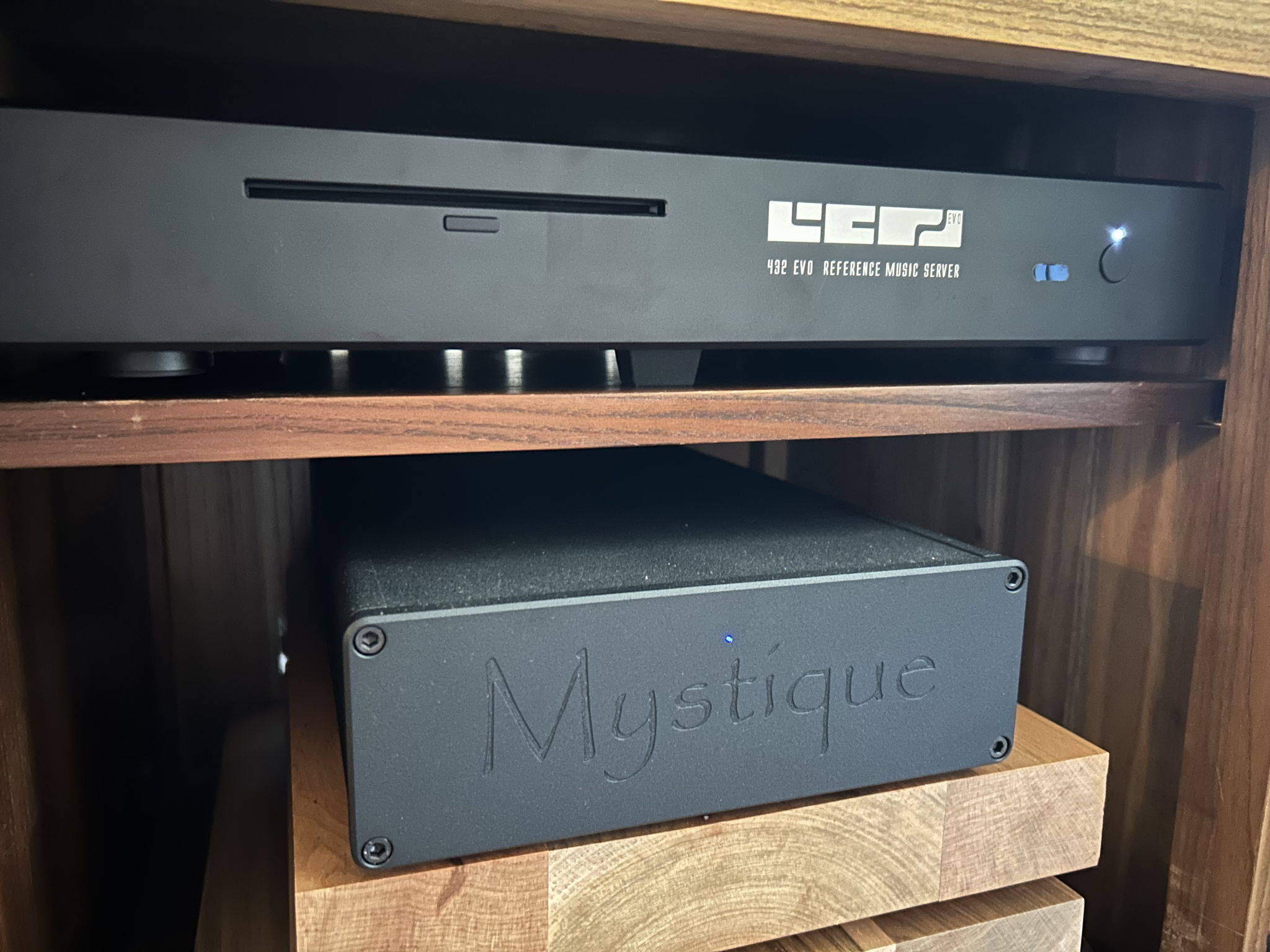 Mojo Audio Mystique Y DAC
