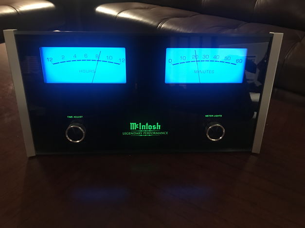 McIntosh MCLK12 Clock - Display