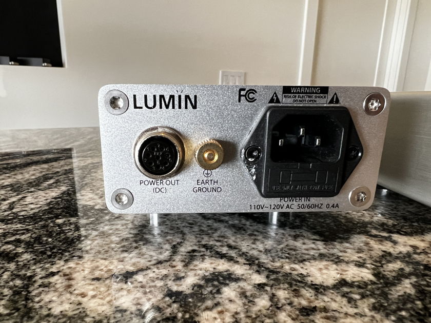 Lumin T1 w/ power supply