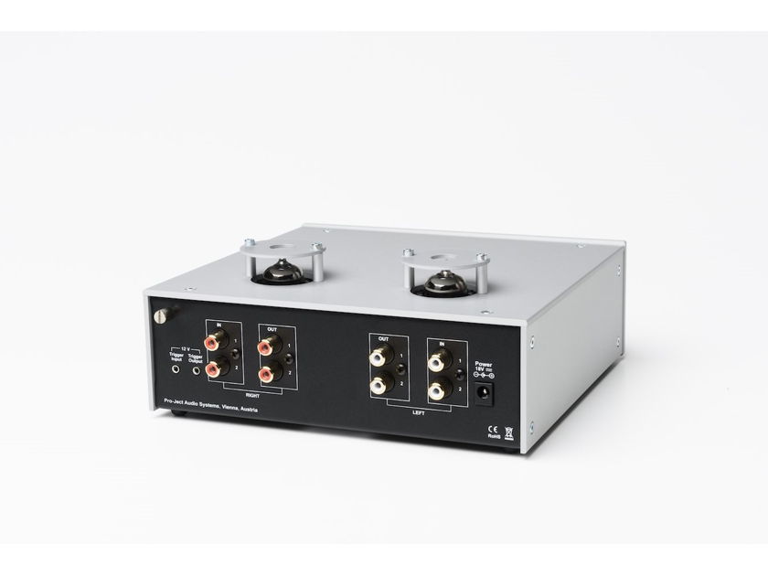 NEW Pro-Ject Audio Systems Tube Box DS2 Premium Phono Preamplifier with Tube Output SILVER WALNUT