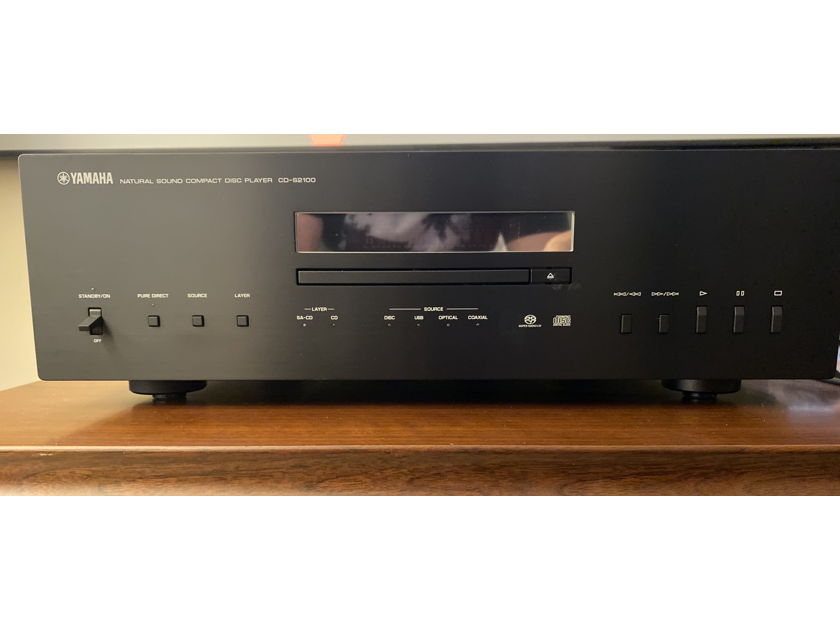 Yamaha CD-S2100 Black finish- SACD/DAC/CD Player - Like New - Mint condition