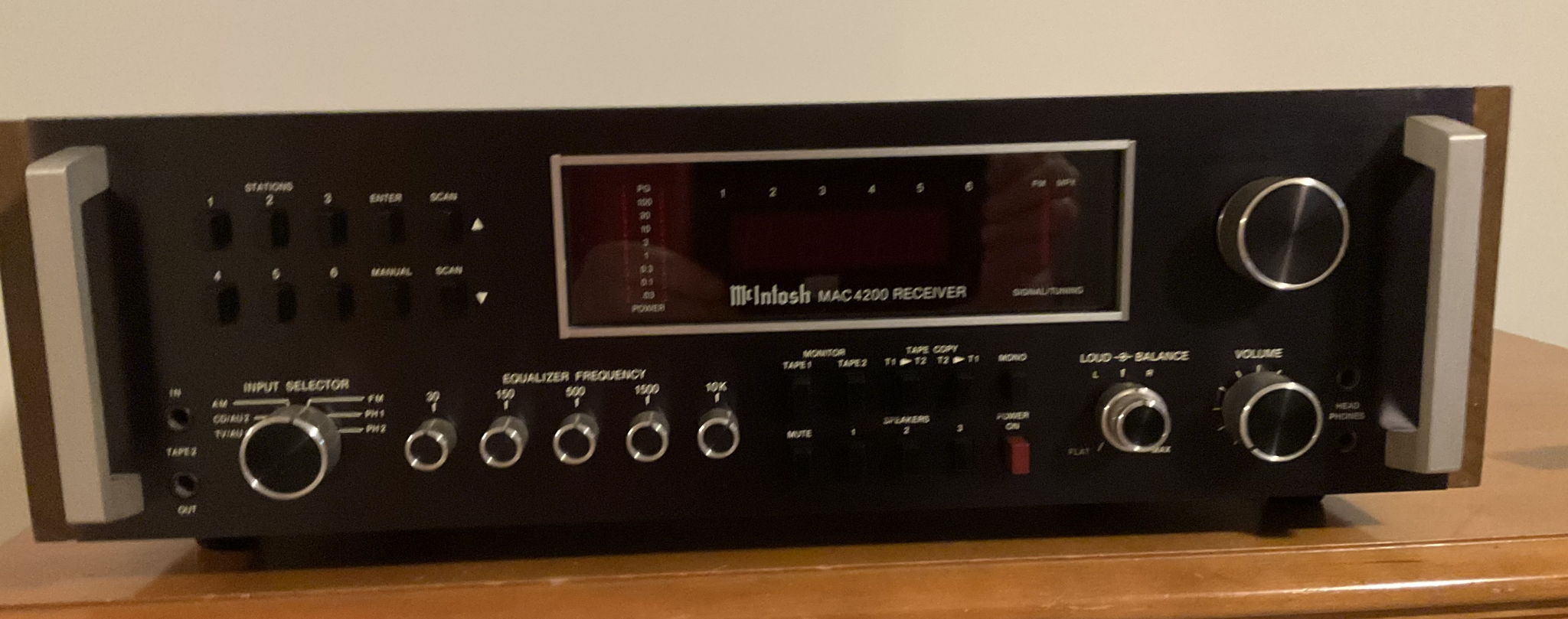 McIntosh MAC-4200