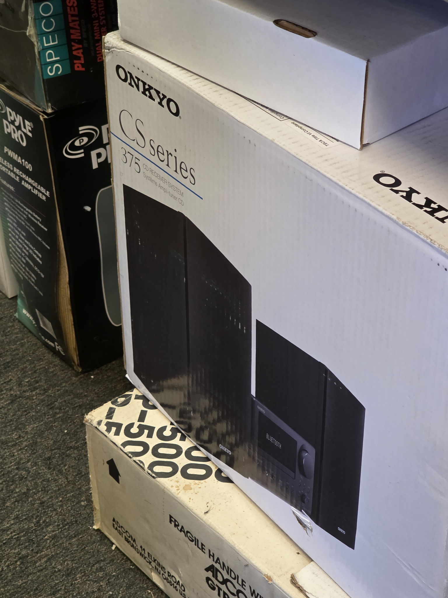 Onkyo CS 375  Mini Stereo in a Box 3