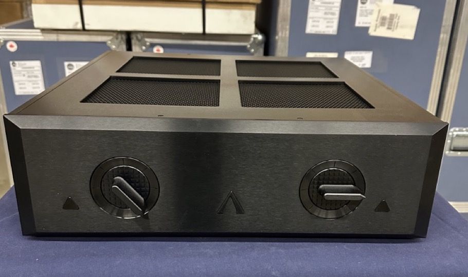 Aesthetix IO Eclipse Phono/Preamp w/ Dual Power Supplie...