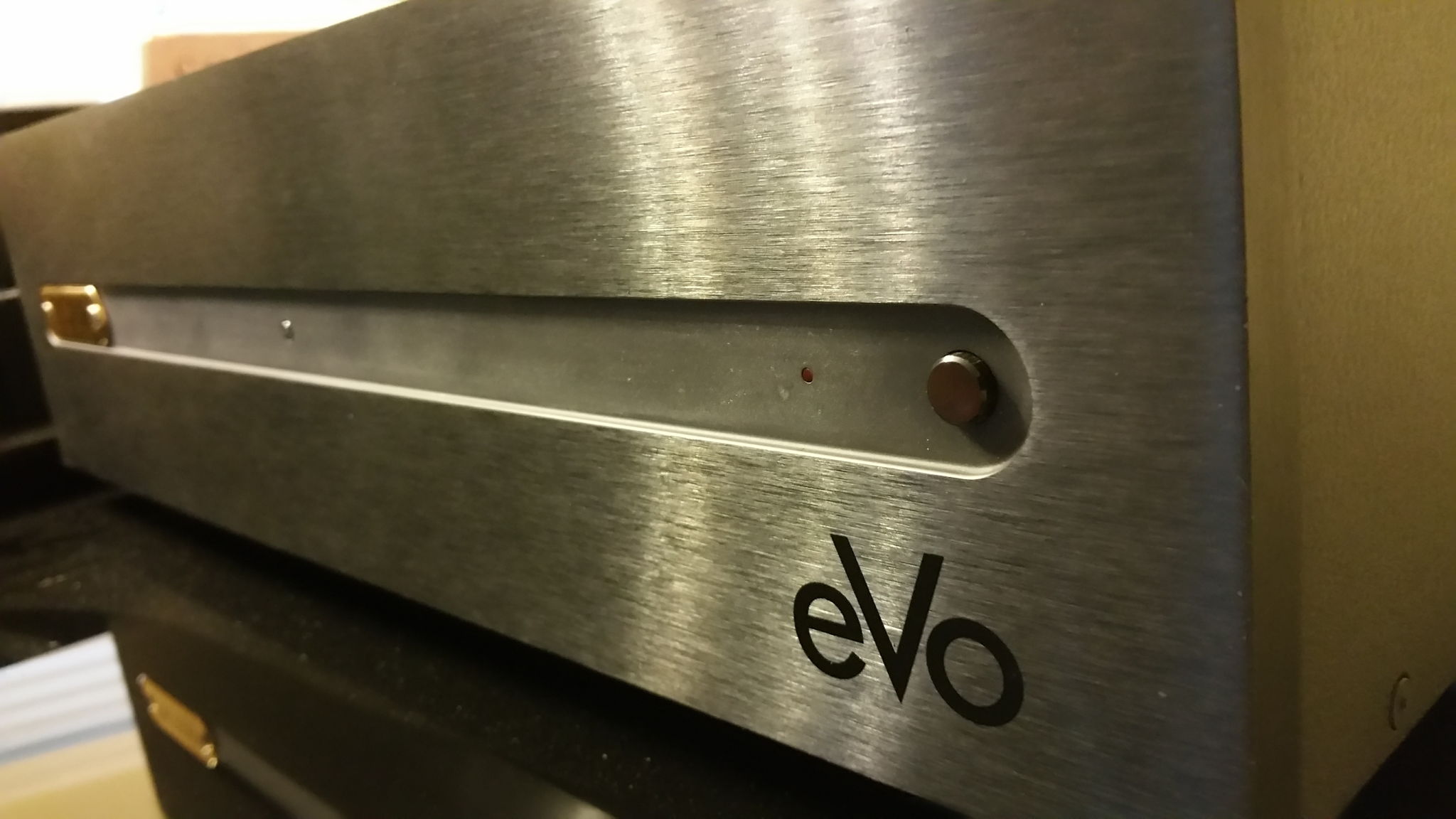 Bel Canto EVO 200.4 four-channel amplifier, very good c... 3