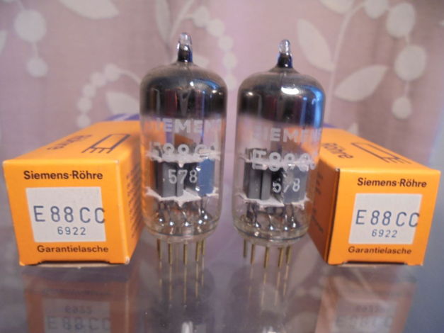 SIEMENS E88CC/6922 MATCHED PAIR OF GOLD PIN GERMAN VINT...