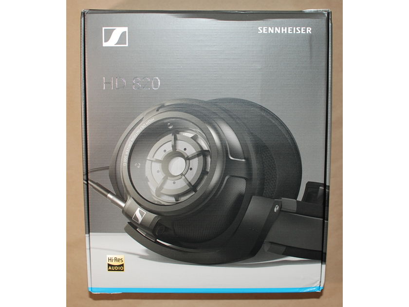 Sennheiser HD820 Closed-Back Headphones Mint Condition Free Shipping
