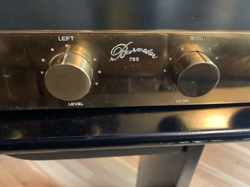 Burmester 785 preamp with MM phono gold plated faceplate