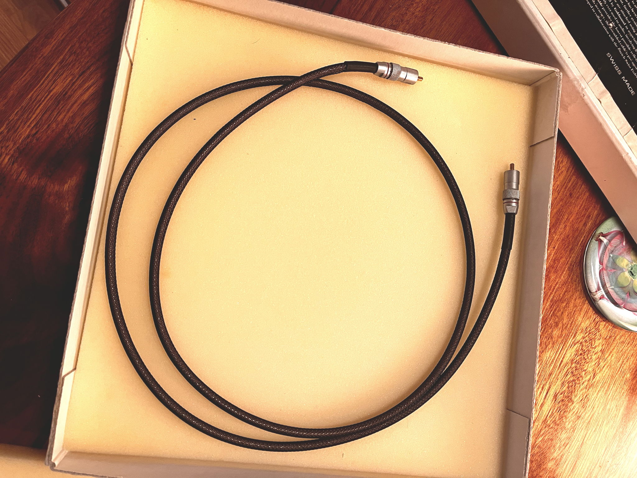 Goldmund Lineal Digital Cable