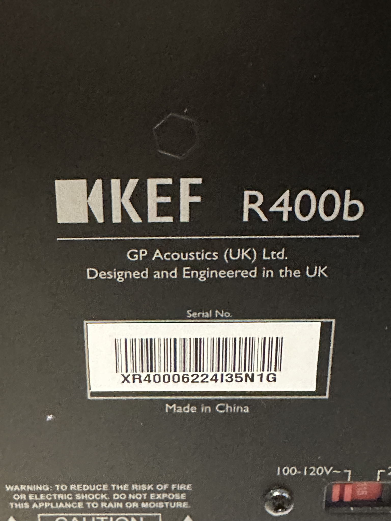 KEF R400B Black 4