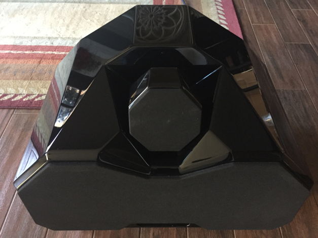 Wilson Audio Mezzo center speaker in black finish