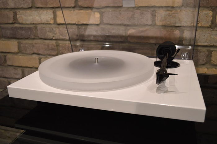 Pro-Ject Debut - 22mm Acrylic Turntable Platter Upgrade