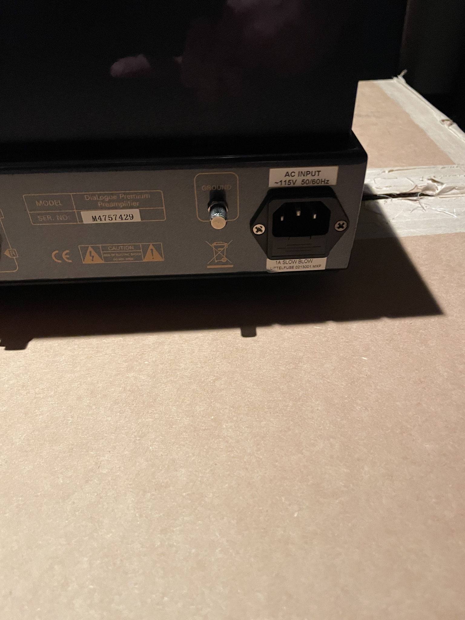 PrimaLuna Dialogue premium preamplifier 5