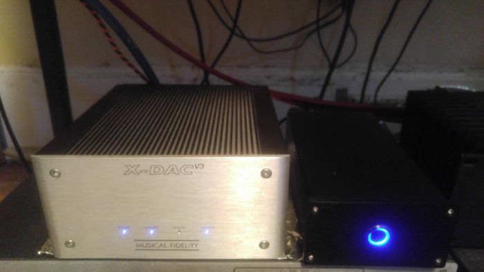 Musical Fidelity X-DAC v3 + upgraded power supply + Pan...