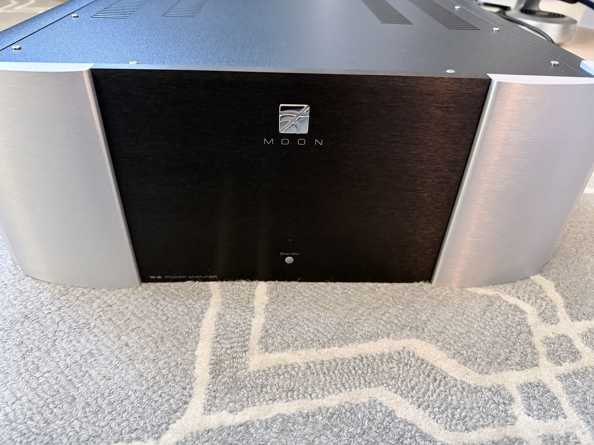 Moon Simaudio W-8 Power Amplifier (Mint)