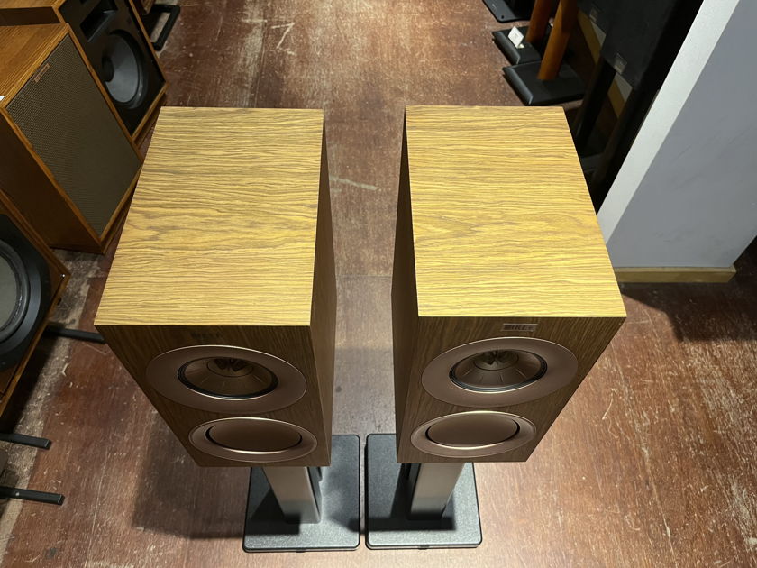 商品画像：KEF R300 For Sale | Audiogon 4