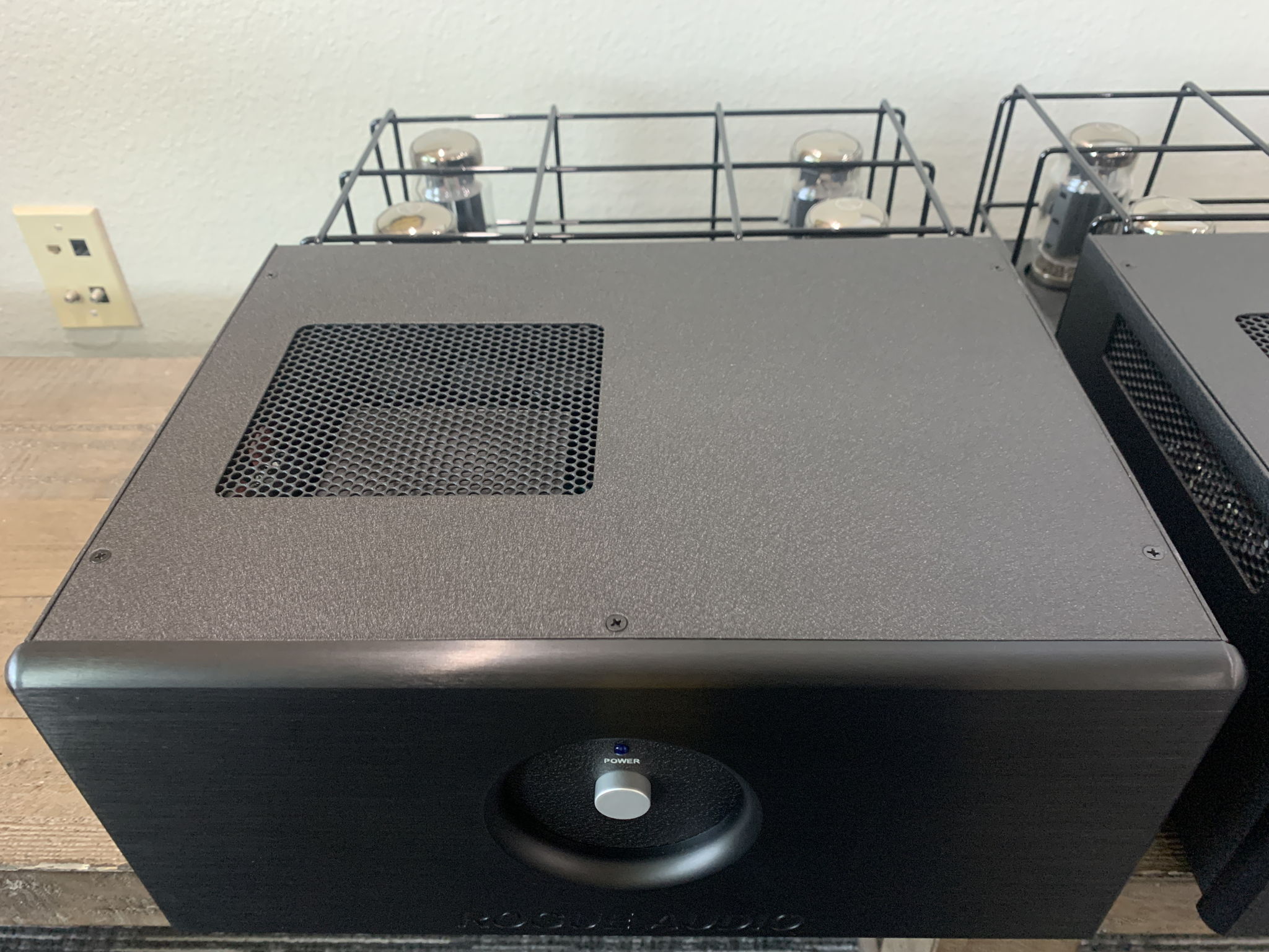 Rogue Audio M-180 Dark Monoblock Amplifiers - Black - V... 2