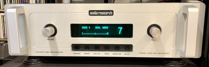 Audio Research LS26 + BRAND NEW TUBES Beautiful Condition!