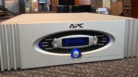 APC S-15 Top Battery Back Up