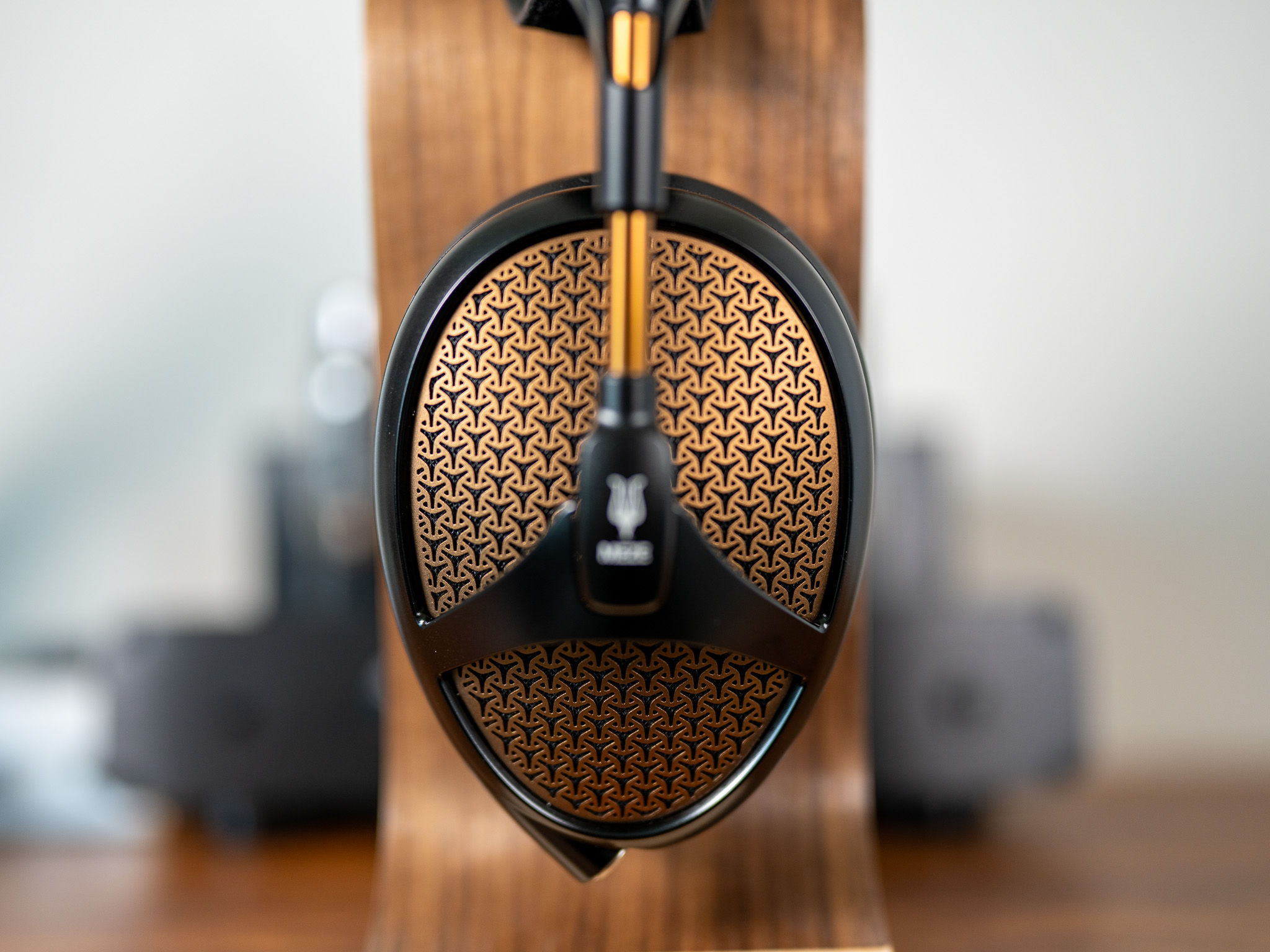 Meze Audio Empyrean 6