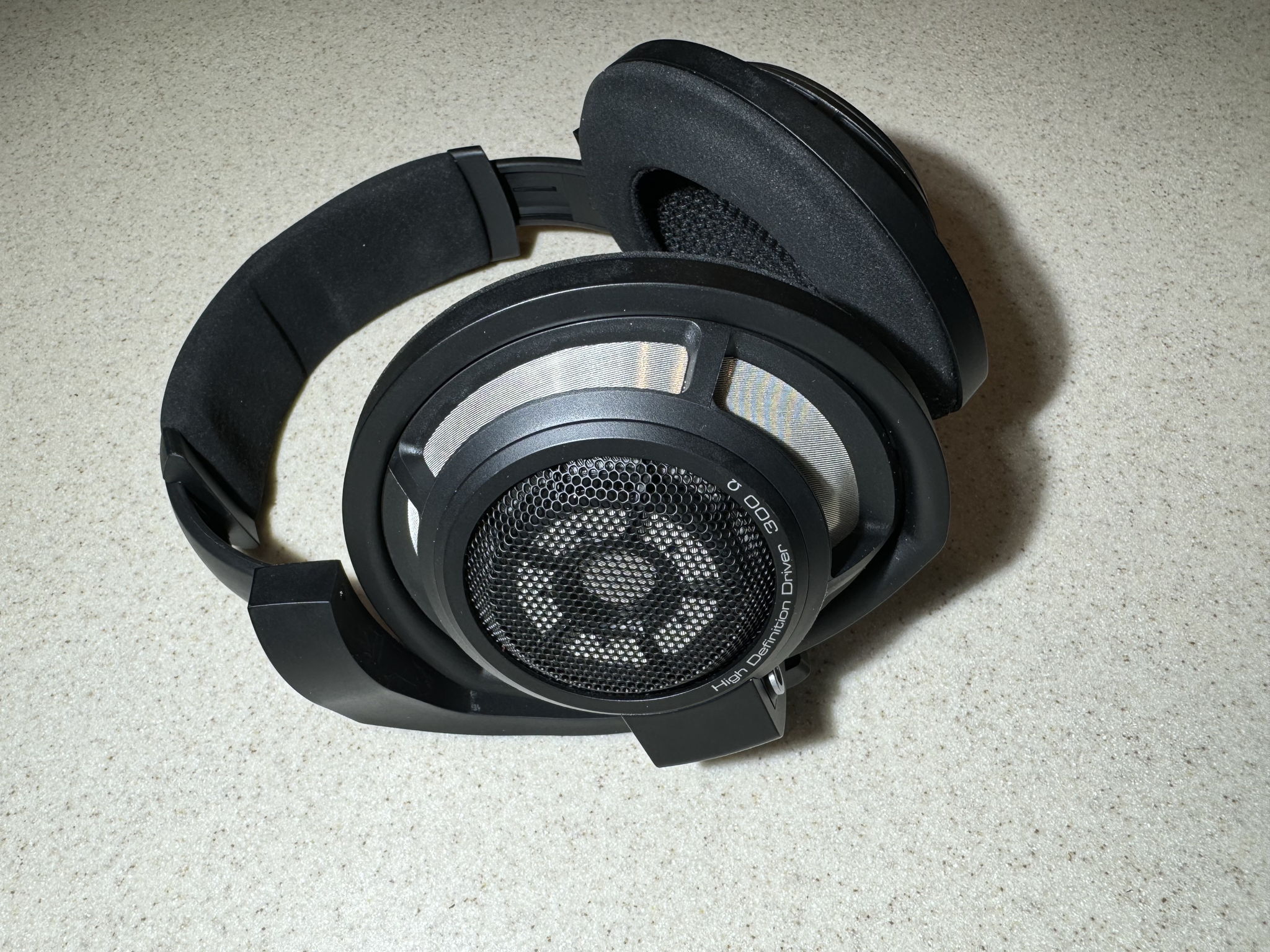 Sennheiser HD800S w/ balanced & unbalanced cables 5