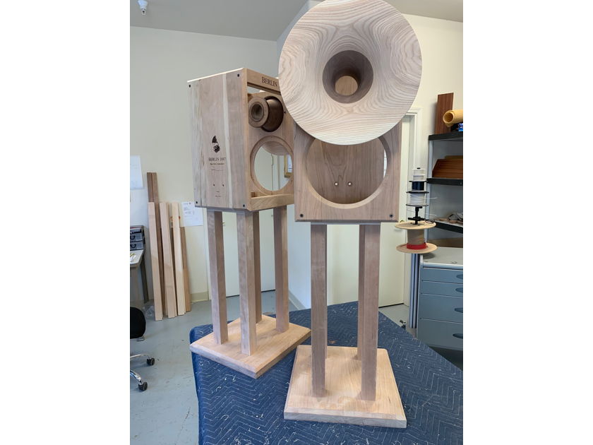 Viking Acoustics   BERLIN 1887   Top Seven Loudspeakers in the World!  Loudspeakers monitors speakers