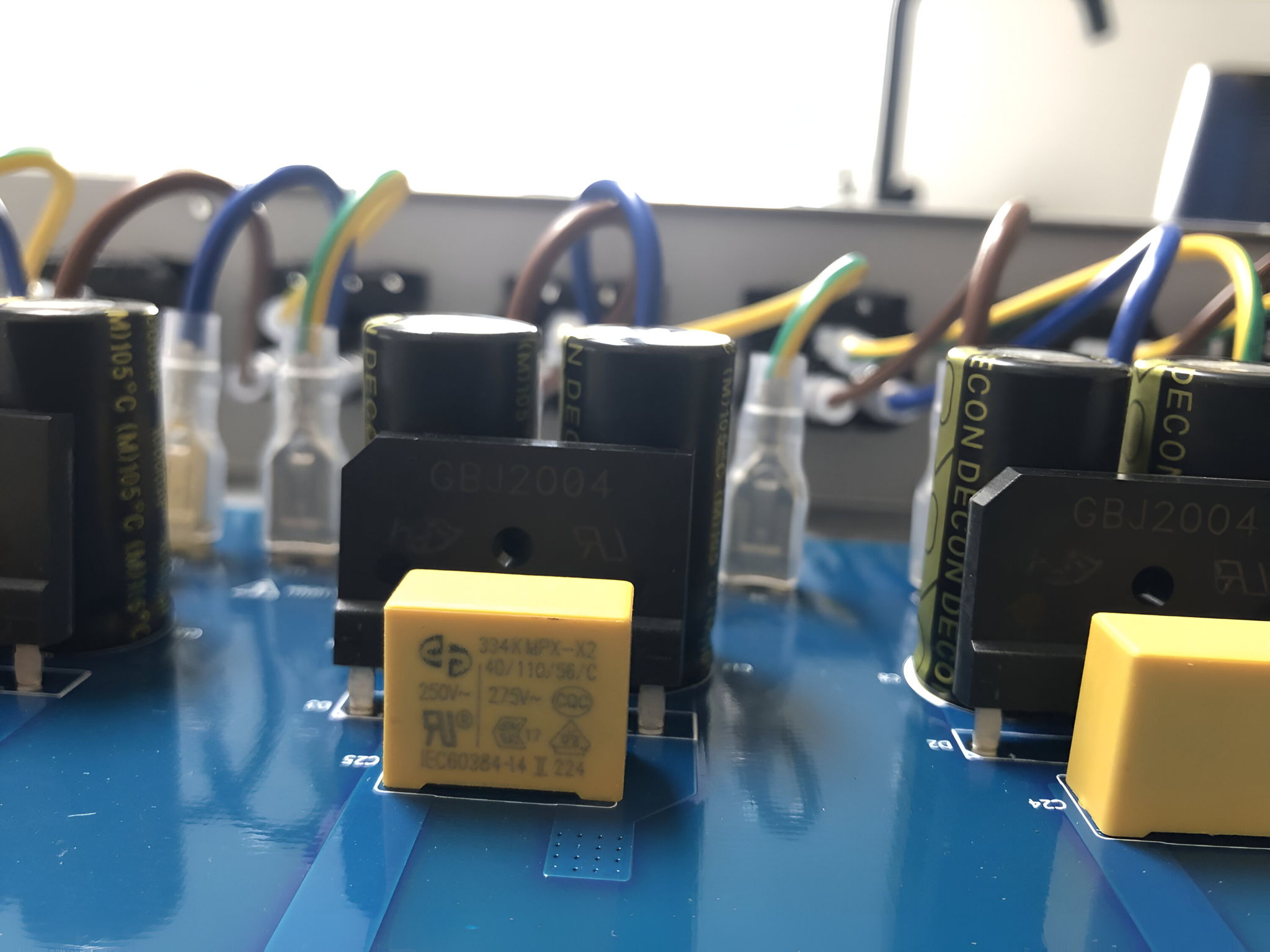 Audiolab DC Block 6 Six-Outlet AC Direct Current Blocke... 5