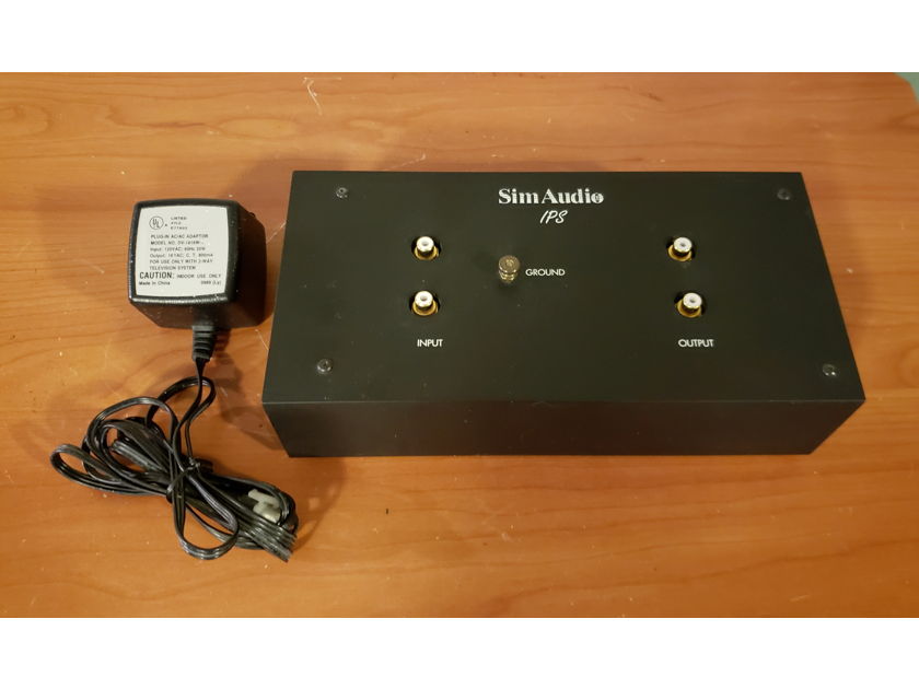 Simaudio IPS Moving Magnet Phono Preamplifier.