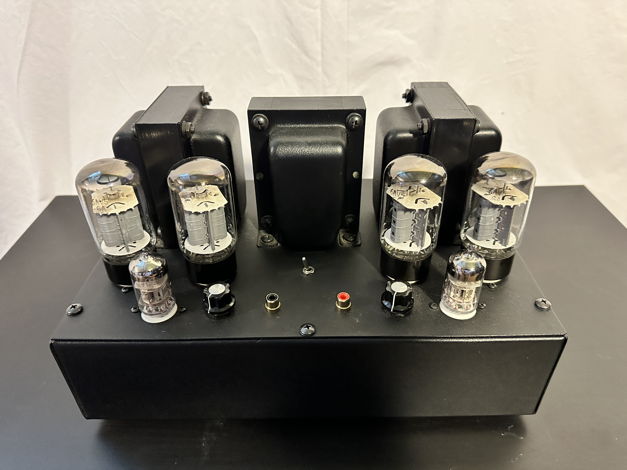 Ideal Innovations -  Elite80 STEREO POWER AMPLIFIER