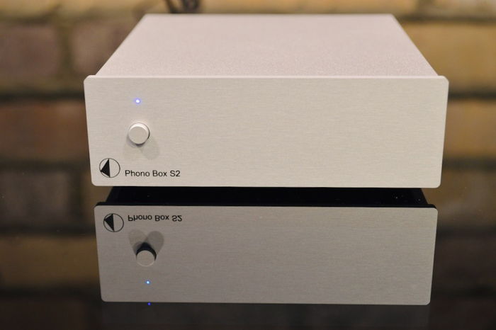 Pro-Ject Audio Phono Box S2 - Silver