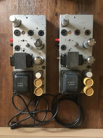 Conn 6026 mono amplifier pair