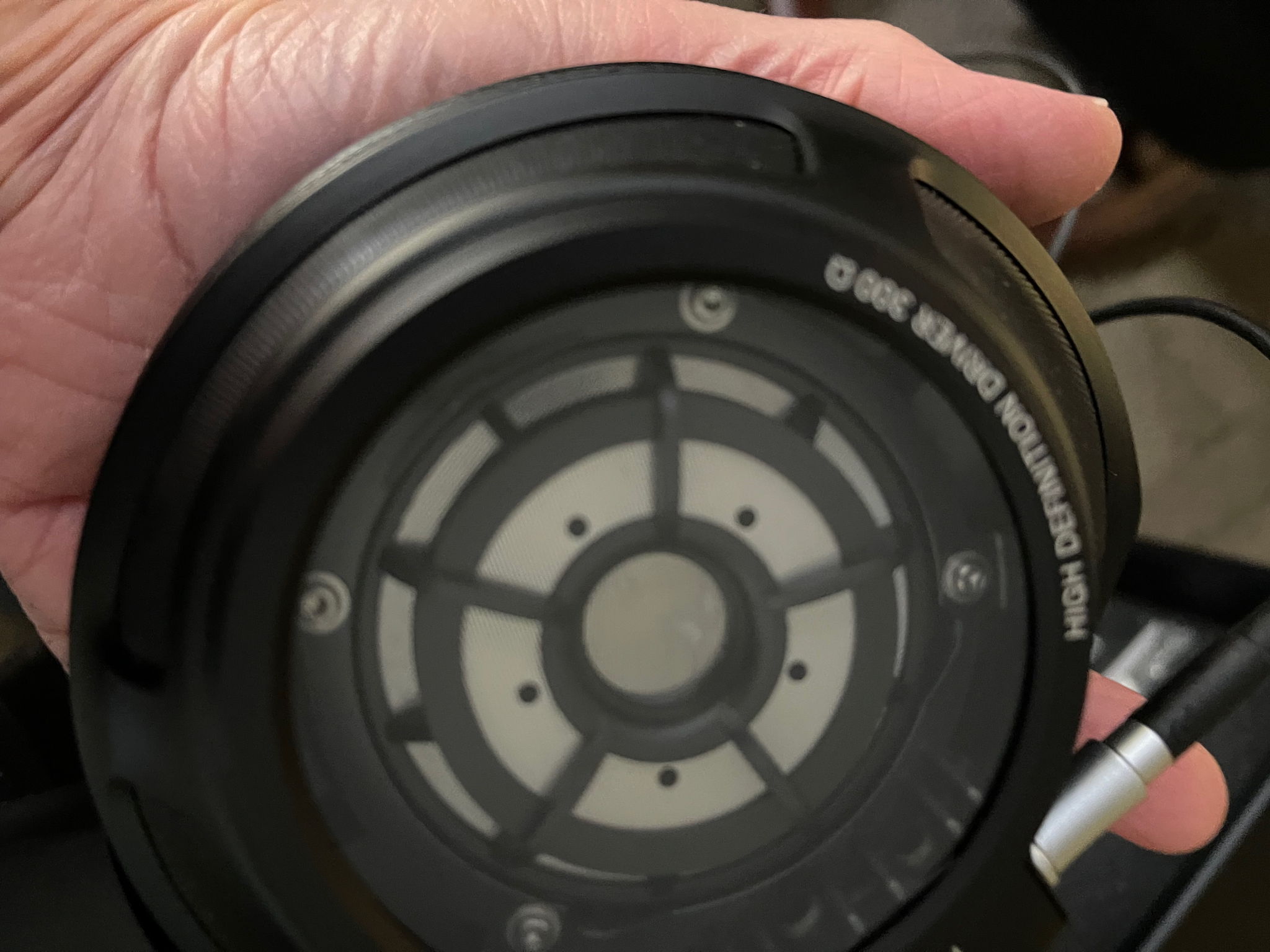 Sennheiser HD820 Closed Back Headphones 4