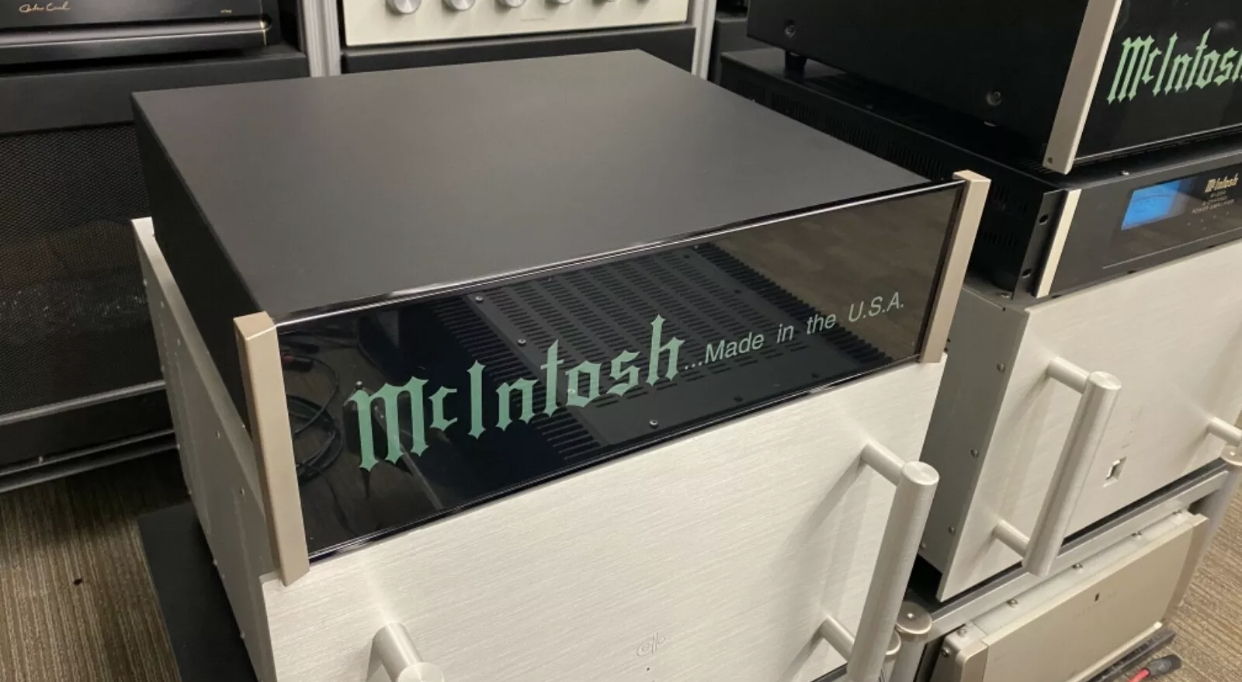 McIntosh Vintage Logo R778 Dealer Display  For Sale