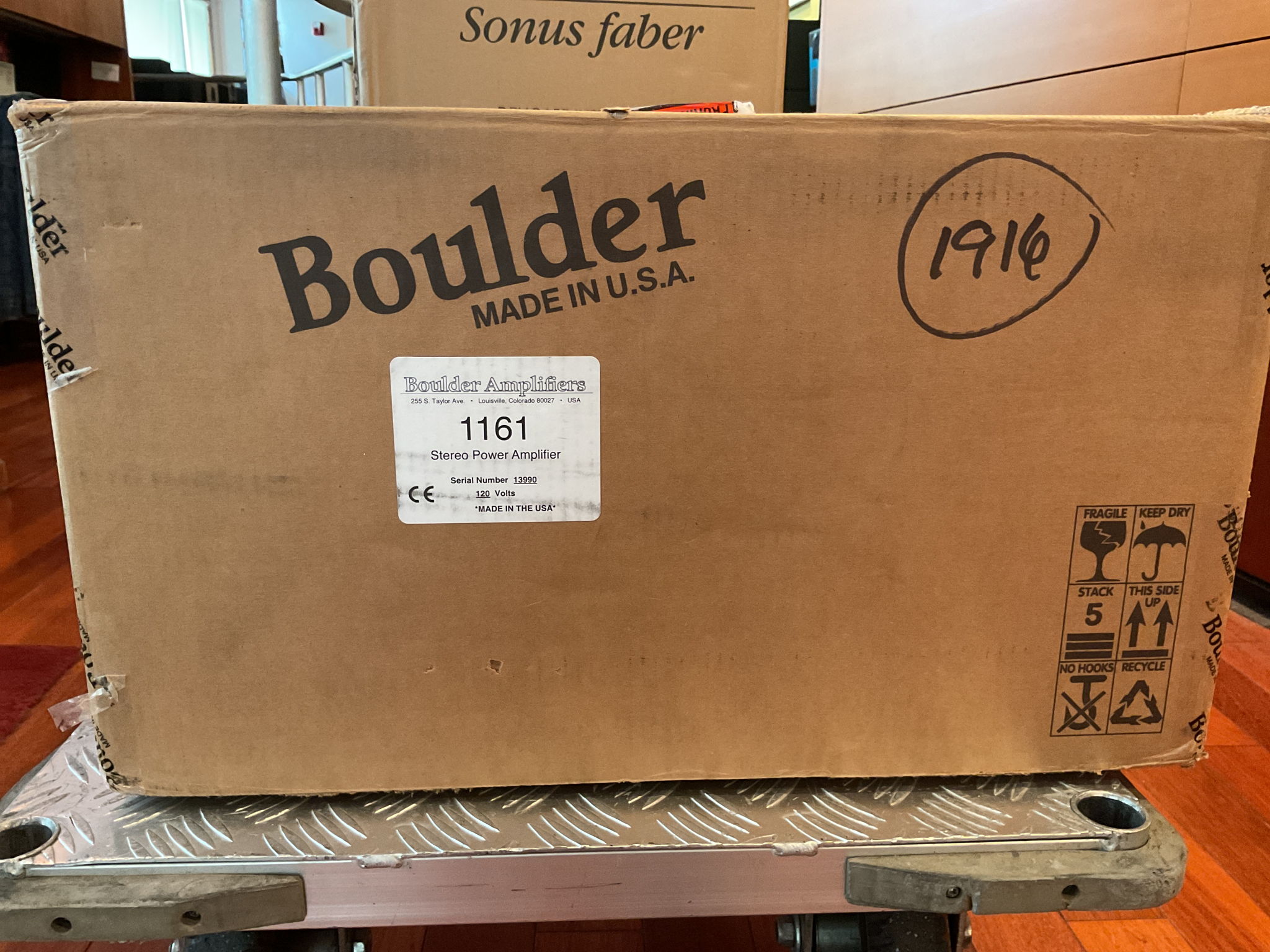 Boulder 1161 Stereo Power Amplifier 12