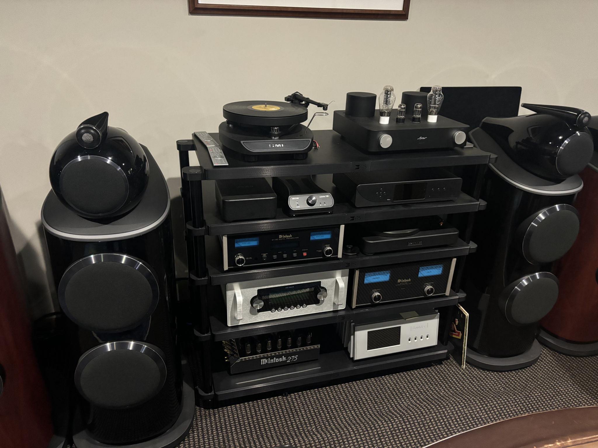 B&W (Bowers & Wilkins) 801d4, floor model, Gloss Black,...