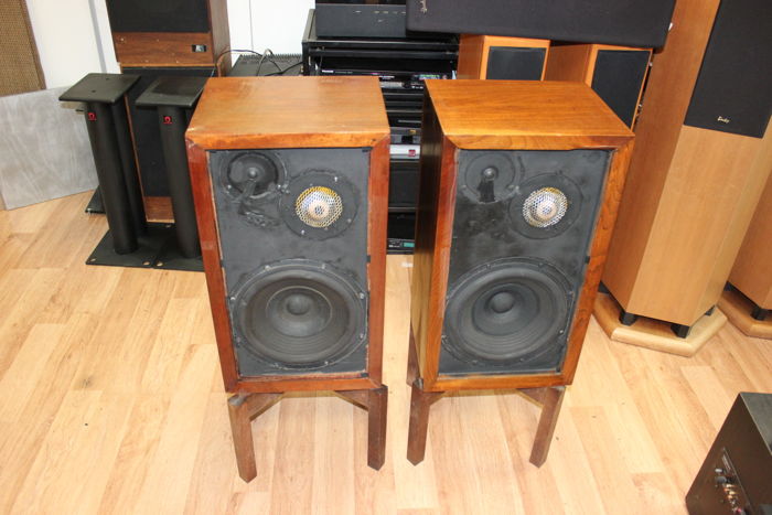 Acoustic Research AR3a (First generation) Speakers - So...