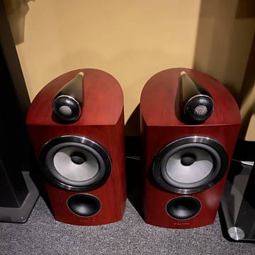 B&W (Bowers & Wilkins) 805 D3 with original stands