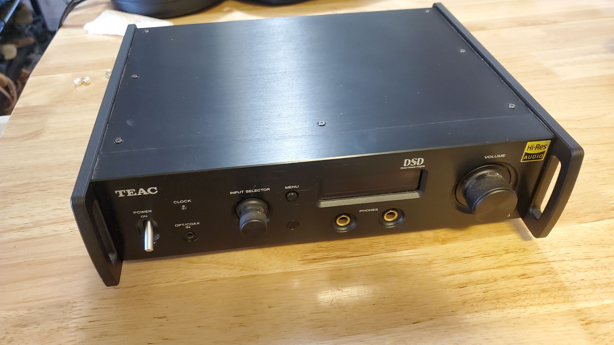 Teac UD-503-B w/ Remote, Balanced Cable, AC Cord 2